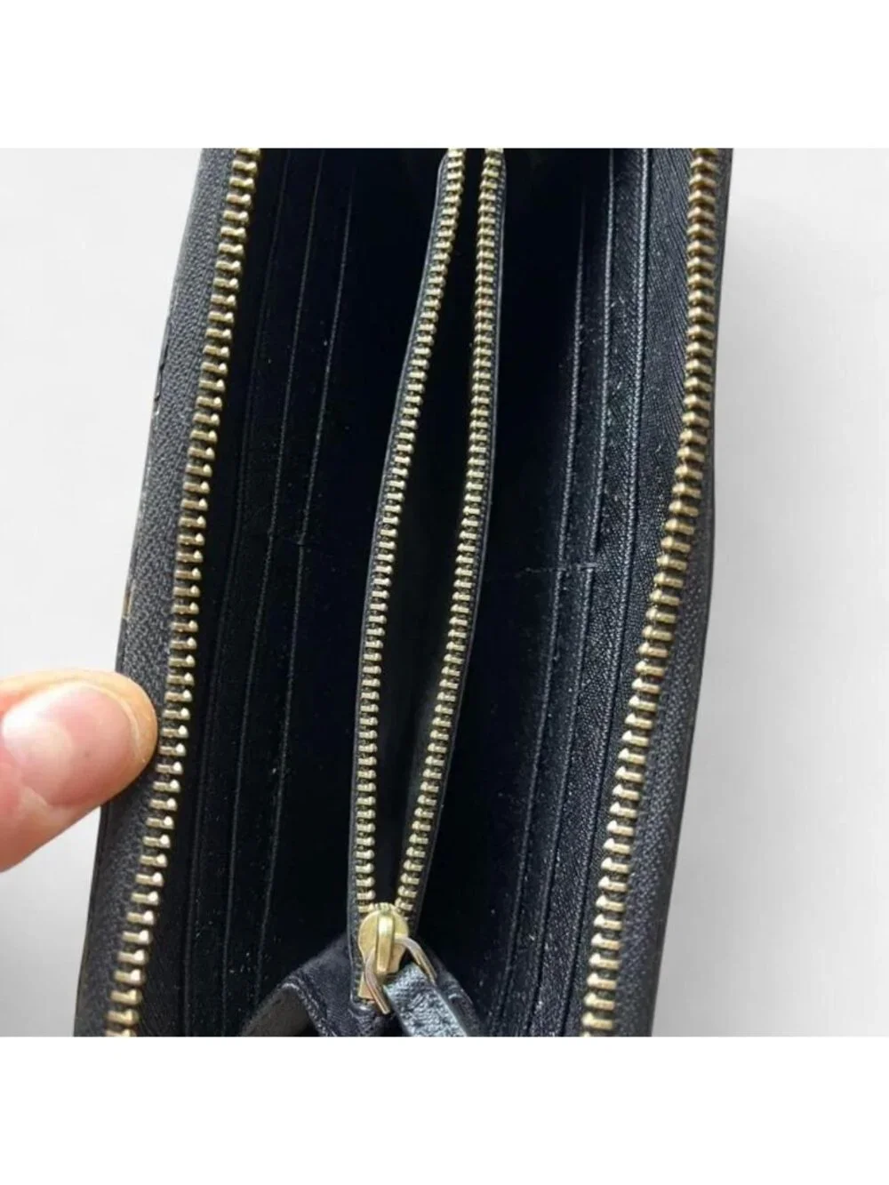 Tory Burch Black Continental Zip Wallet Minimalistic Leather Luxury Whimsigoth